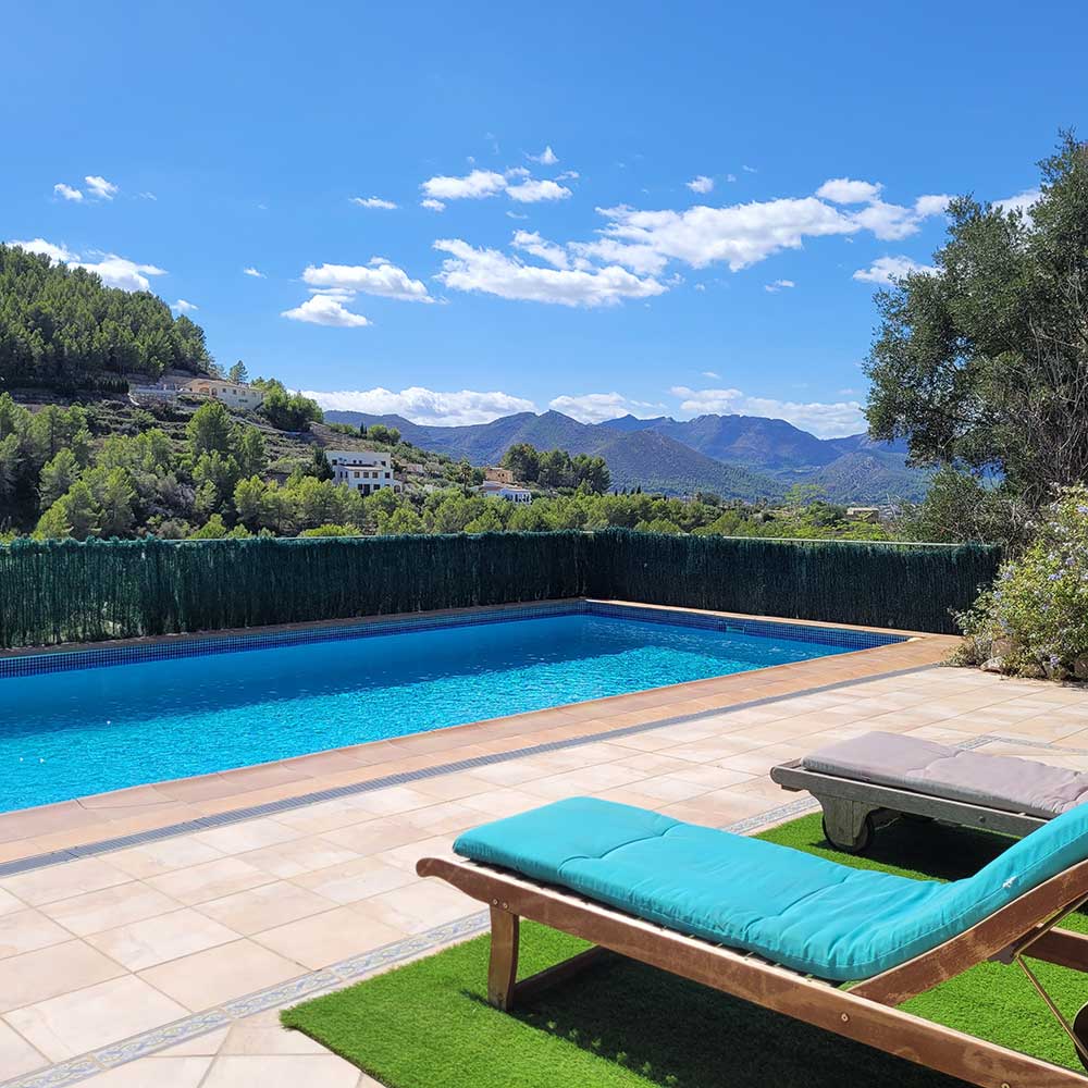 Costa Blanca Villa Swimming Pool and View
